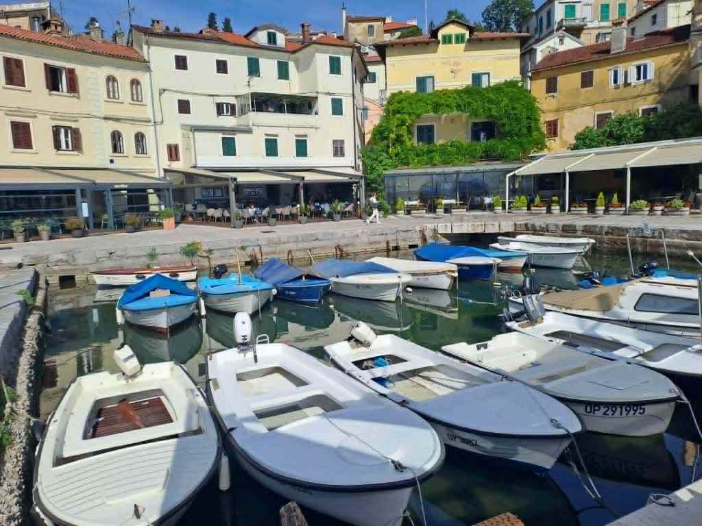 50 Essential Croatian Phrases for&nbsp;Beginners